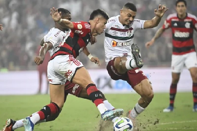 Flamengo quer atrapalhar o Fluminense na Libertadores e Comebol