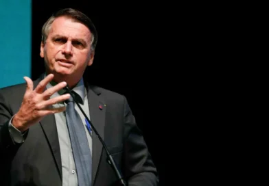 Jurídico: Bolsonaro diz a Moraes que é ‘ilógico’ pedido de asilo à Hungria