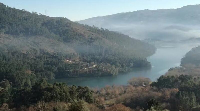 Gerês, em Terras de Bouro, município de onde a família fugiu — Foto: Lili Tex/Unsplash/Divulgação