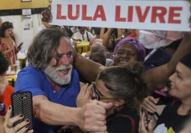 José de Abreu anuncia pré-candidatura a deputado federal pelo PT