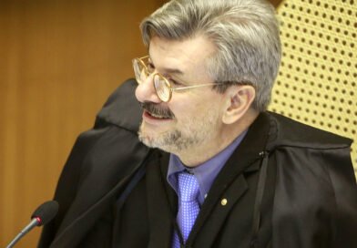 STJ afasta ministro acusado de importunação sexual; ele nega