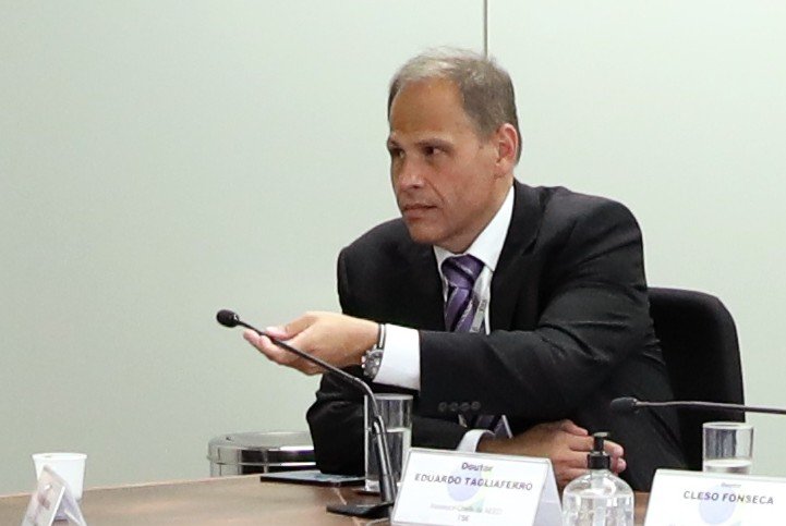 Defesa de Tagliaferro avisa que não cumprirá ordem de Moraes