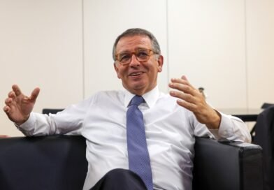 António José Seguro, de esquerda, é eleito presidente de Portugal