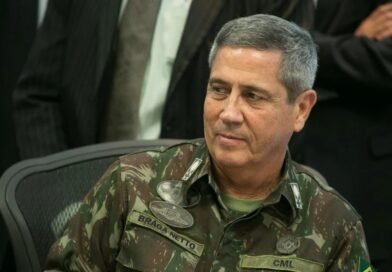 Braga Netto pede para reduzir pena com curso a distância