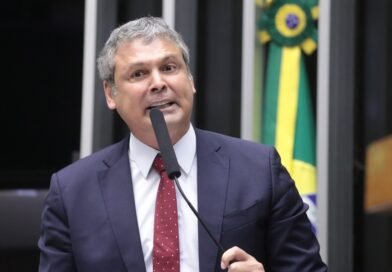 Conselho de Ética arquiva denúncia do Novo contra Lindbergh Farias